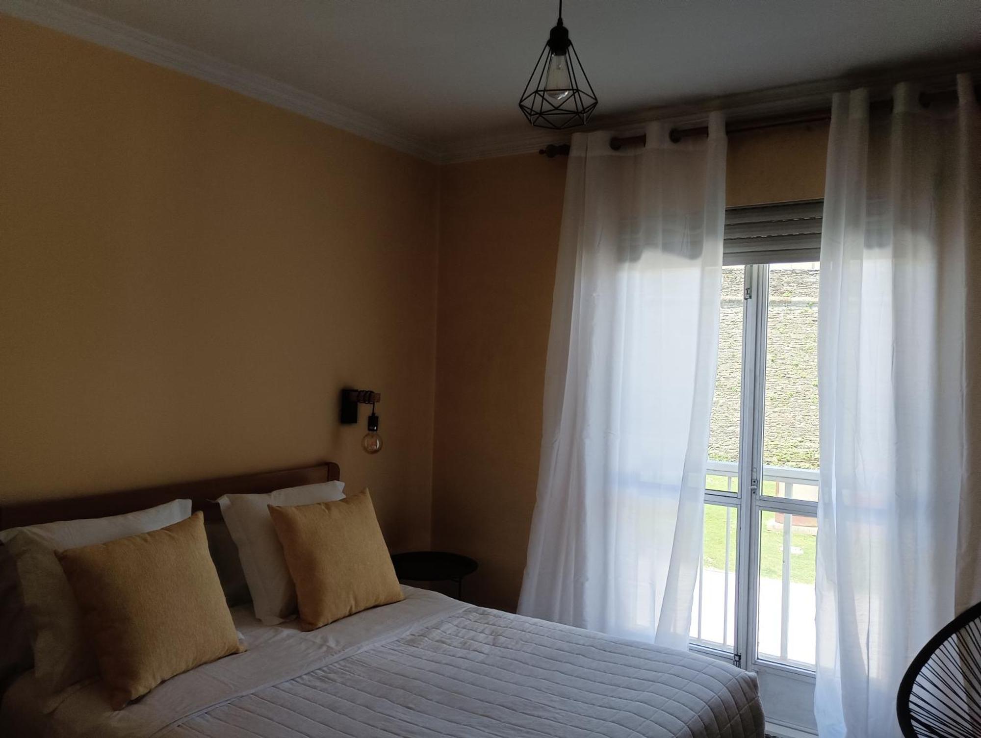 Hostal Pension Mar De Plata ลูโก ภายนอก รูปภาพ